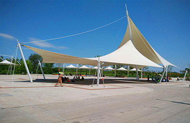 車(chē)棚張拉膜